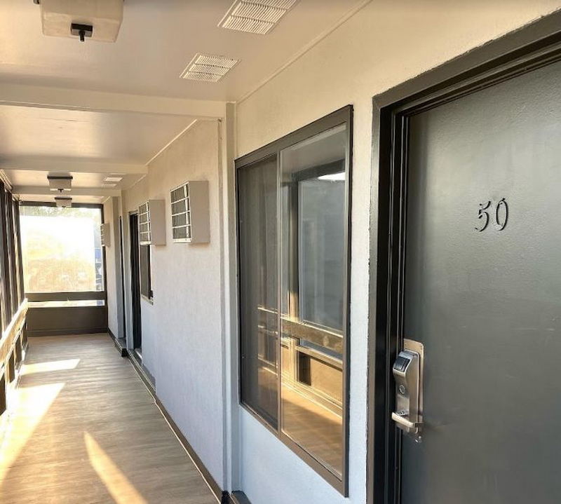 Downtown Inn (Spartan Motel, Spartan Inn) - Vintage Postcard (newer photo)